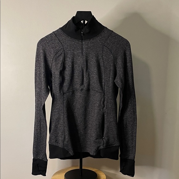 lululemon athletica Black and Gray Jacket - Picture 1 of 8
